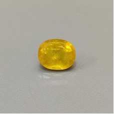 Yellow sapphire (pukhraj) 10.05 Carats / 12.05 Ratti