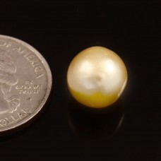South sea pearl 9.37cts. /10.30ratti