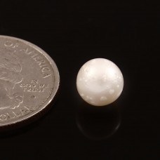 South sea pearl 3.70cts. /4.07ratti